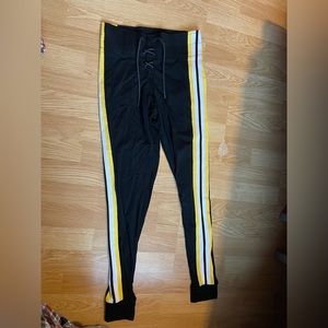 Pink tie front leggings